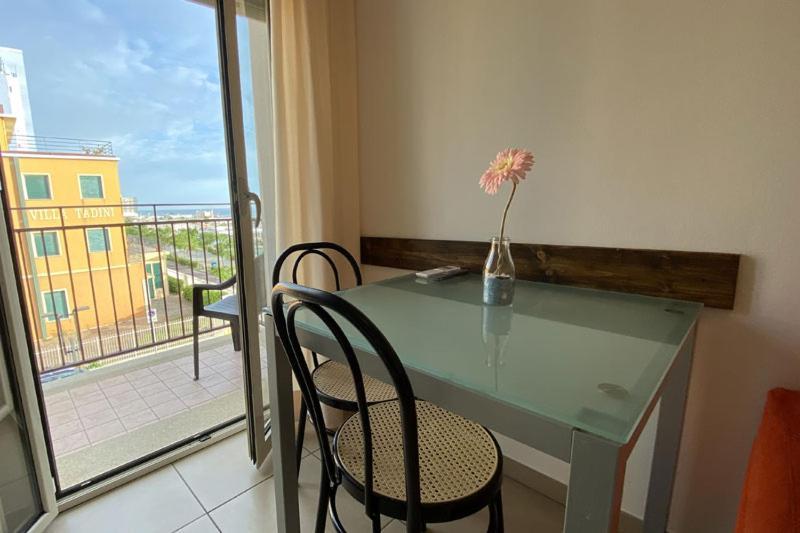 Residence Roxy Misano Adriatico Exterior photo