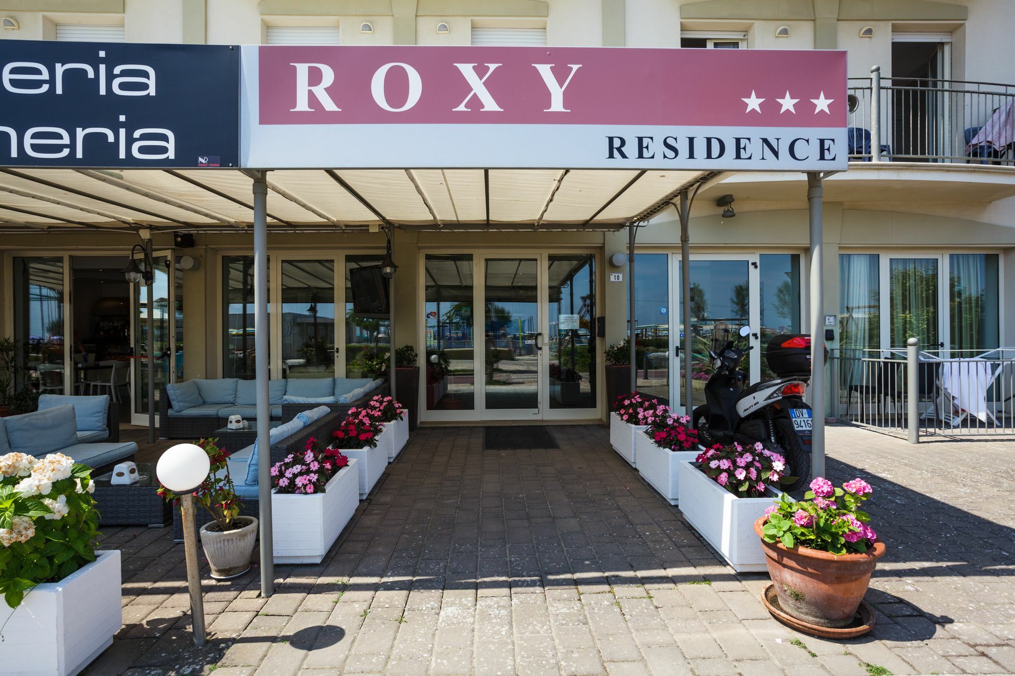 Residence Roxy Misano Adriatico Exterior photo